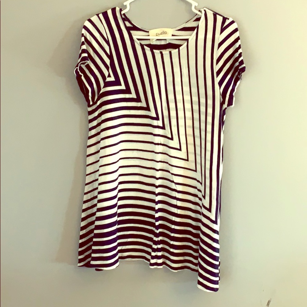 Navy and white swing top